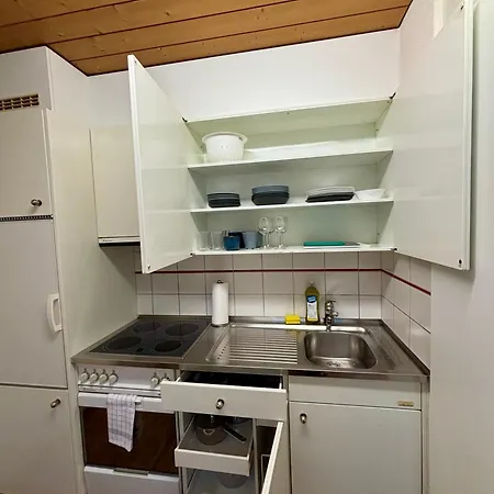 Style One Bedroom Yours Apartman *