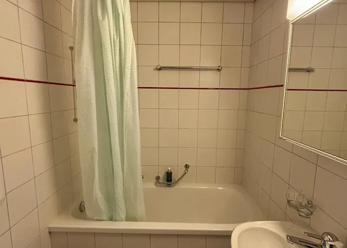 Style One Bedroom Yours Apartman *