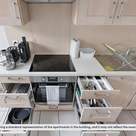 Style One Bedroom Yours Διαμέρισμα *