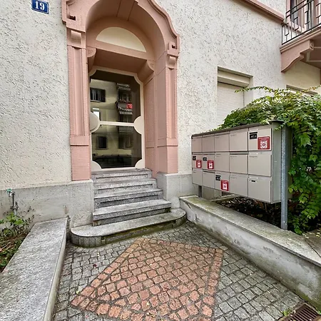 Style One Bedroom Yours Appartement *