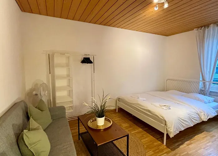 Style One Bedroom Yours شقة